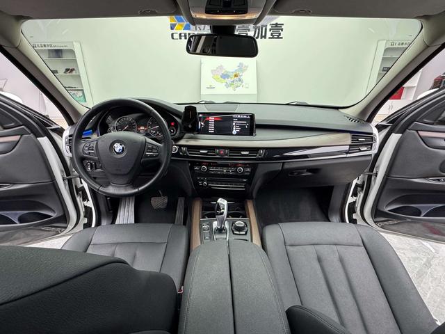 BMW X5 2019 thumb 9