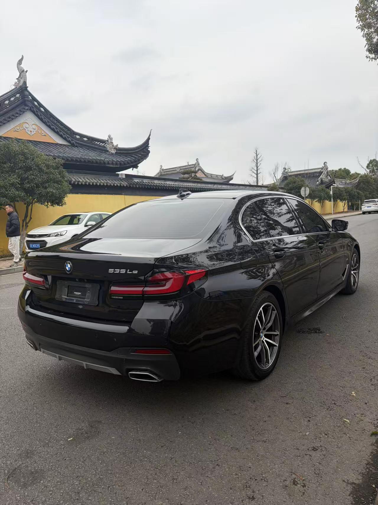 BMW 5 серии 2021 thumb 4
