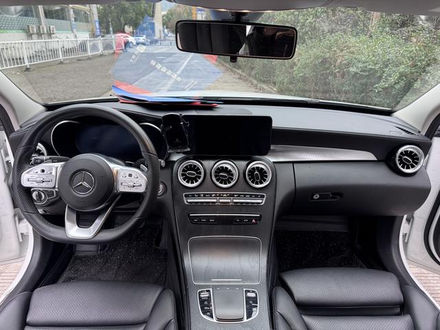 Mercedes-Benz C-Class 2021 thumb 10