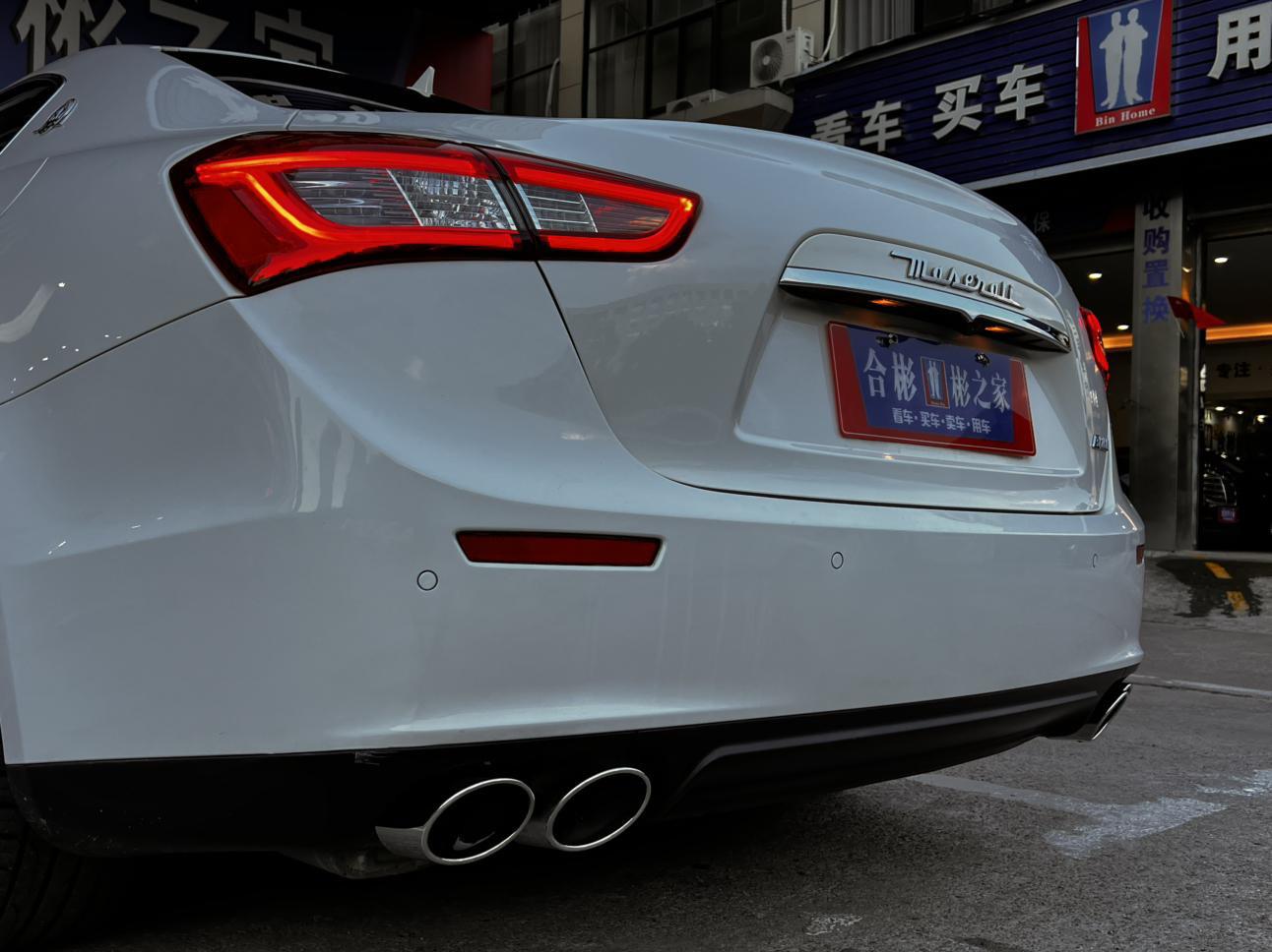 Maserati Ghibli 2015 thumb 7