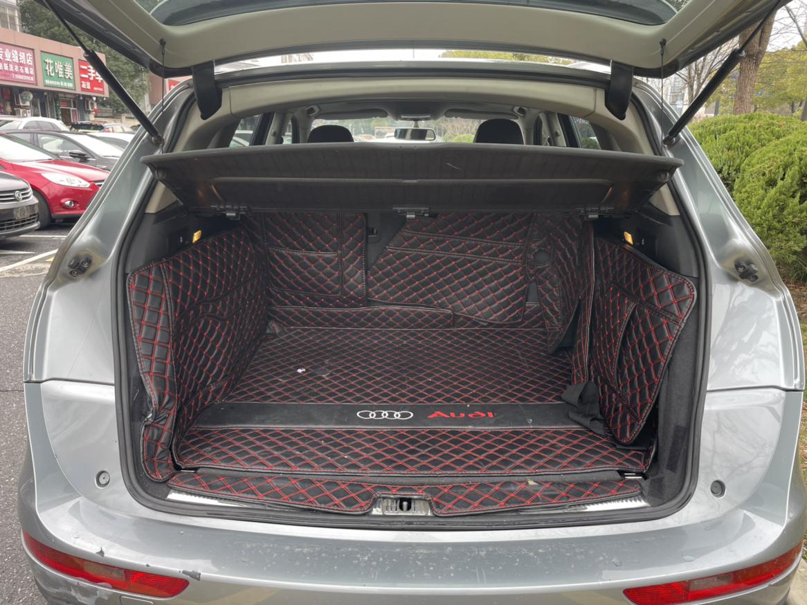 Audi Q5 2011 thumb 11
