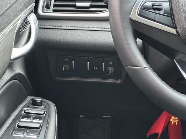 Geely Emgrand 2020 thumb 11