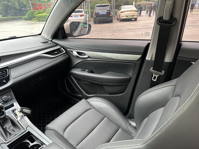 Geely Emgrand 2020 thumb 12