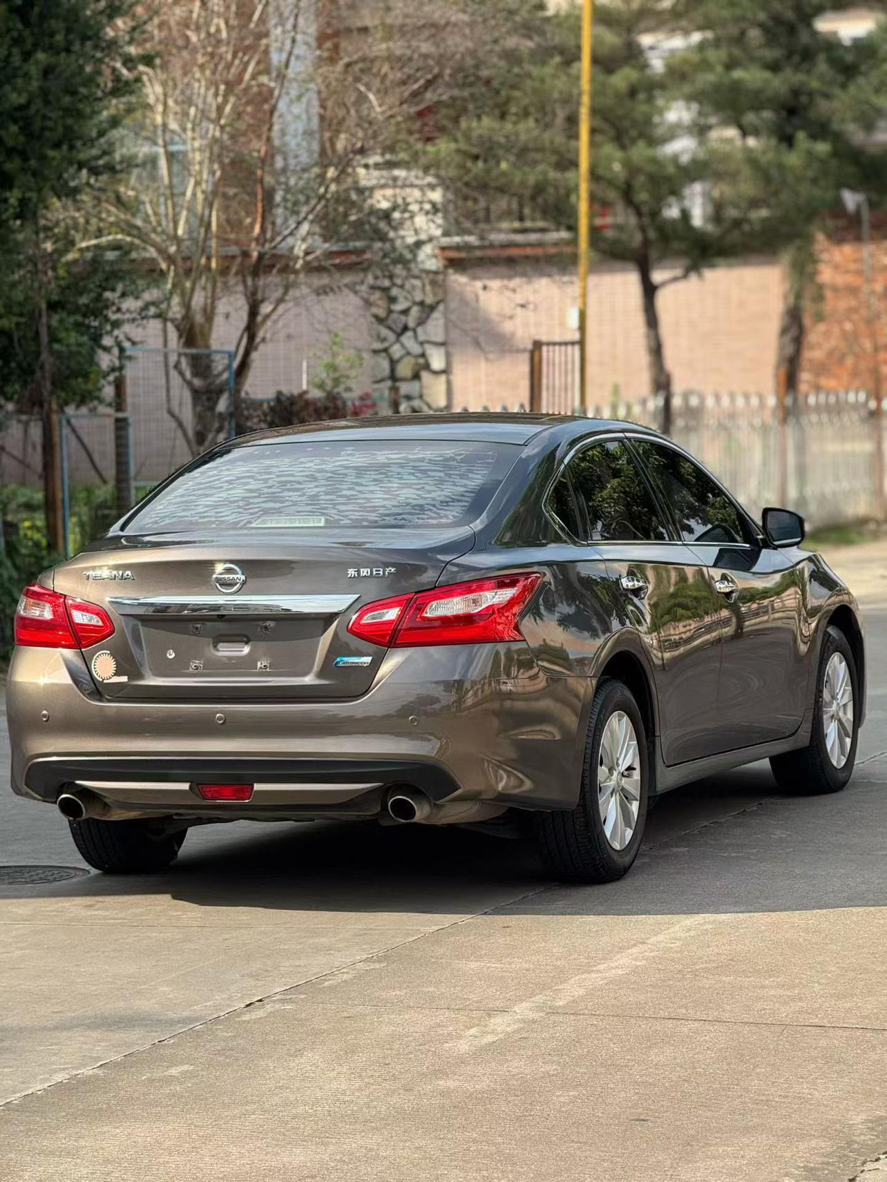 Nissan Altima 2018 thumb 4