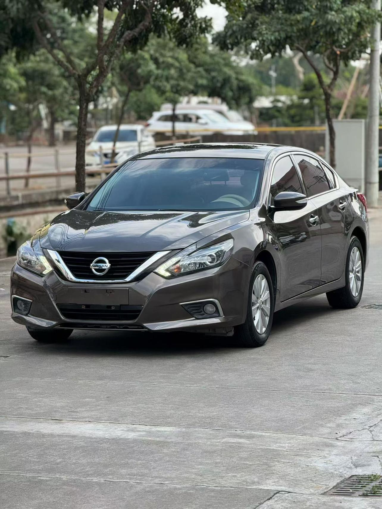 Nissan Altima 2018 thumb 8