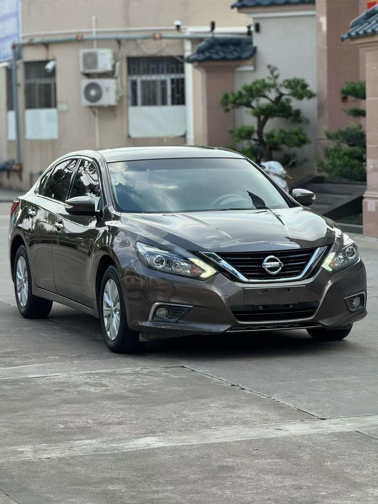 Nissan Altima 2018 thumb 10