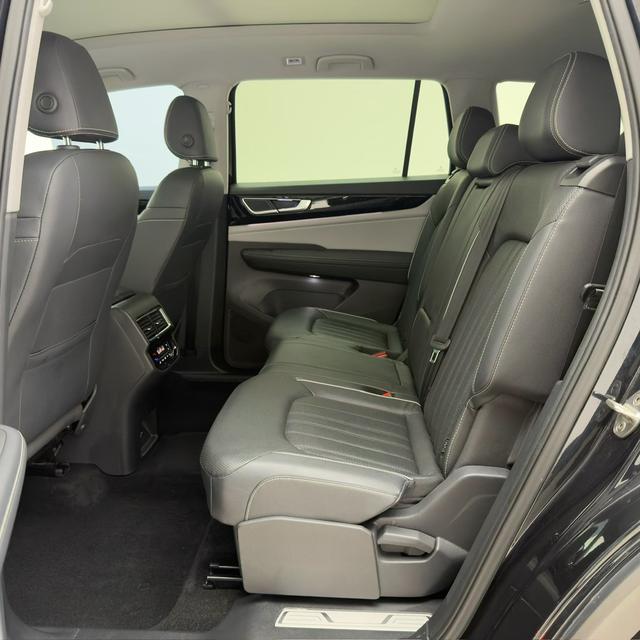 Volkswagen Teramont 2022 thumb 2