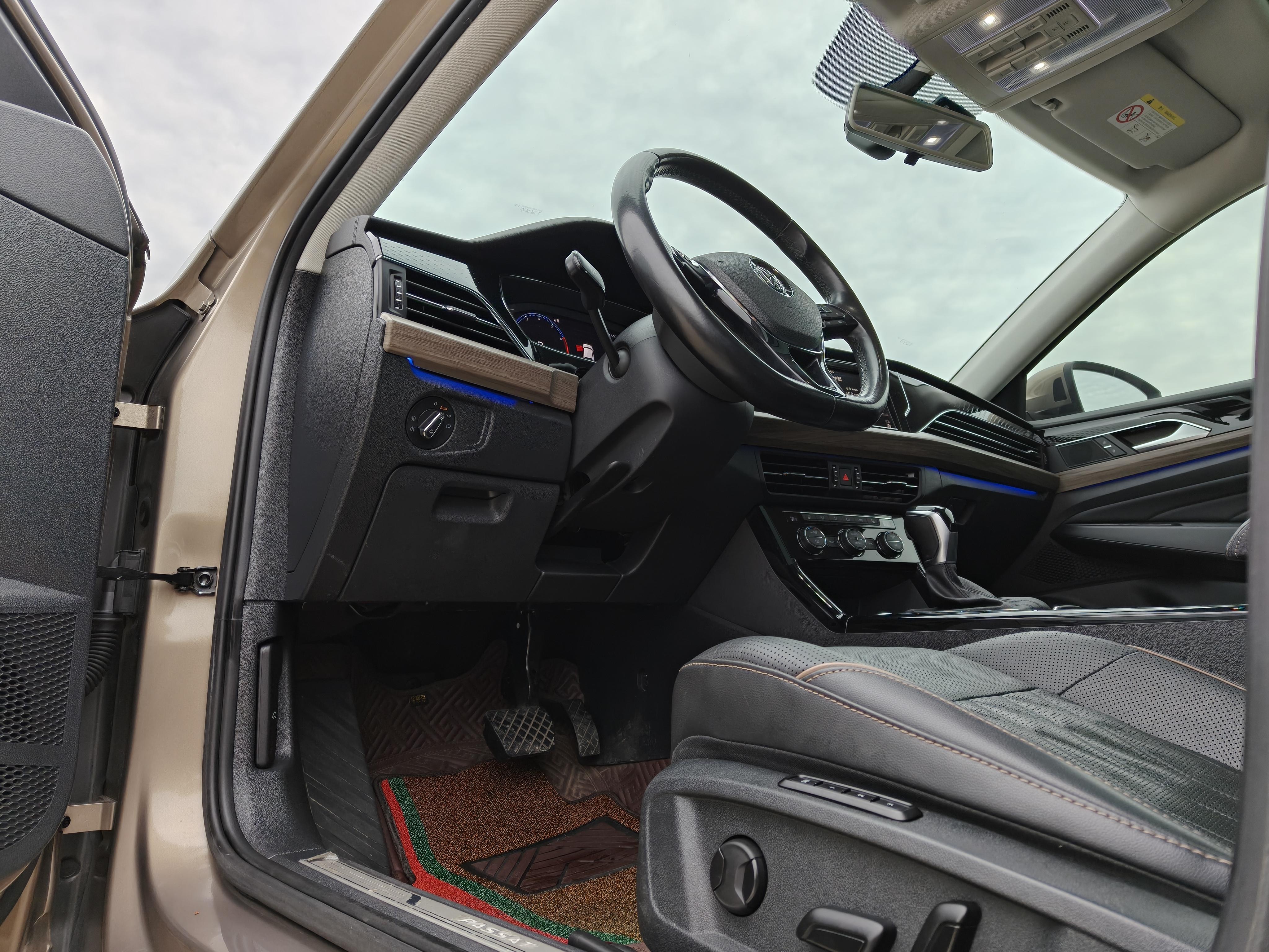 Volkswagen Passat 2020 thumb 3