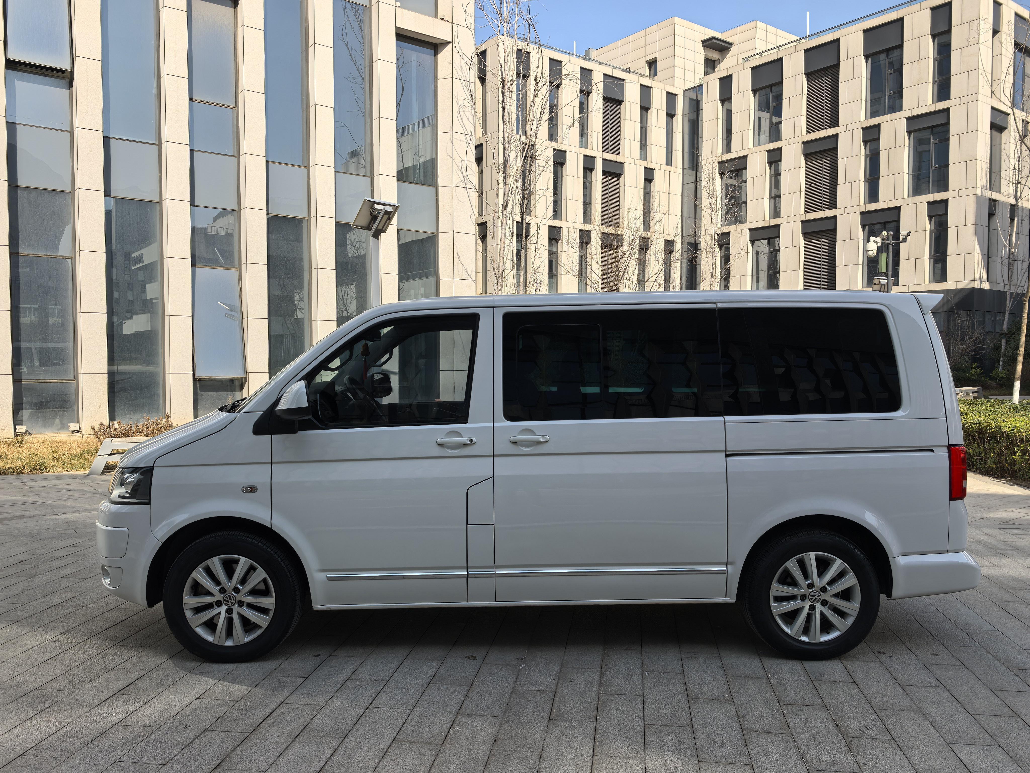 Volkswagen Magotan 2017 thumb 2