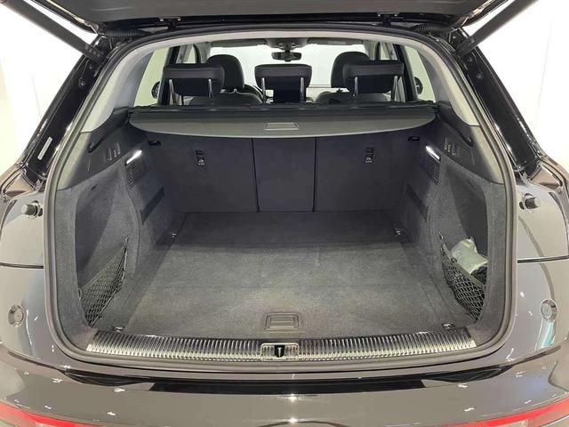 Audi Q5 2022 thumb 3