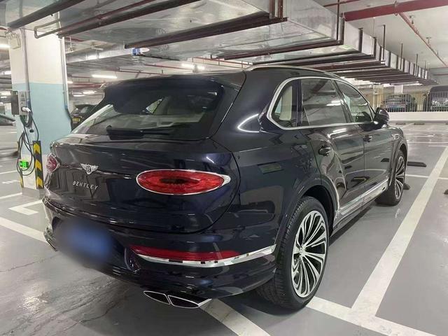 Bentley Bentayga 2021 thumb 3