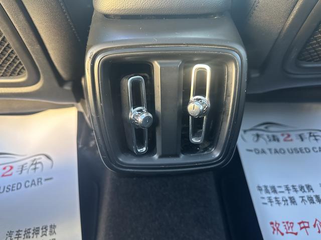 Volvo XC40 2021 thumb 7