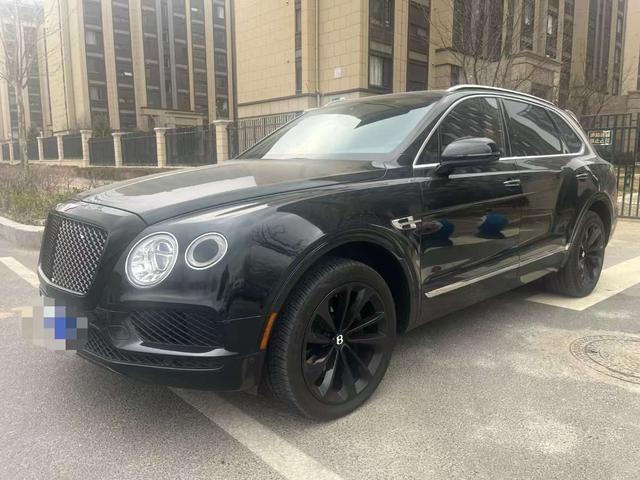 Bentley Bentayga 2018 thumb 8