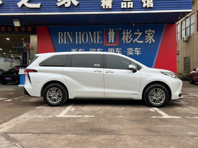 Toyota Sienna 2023 thumb 12