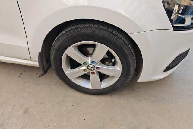 Volkswagen Polo 2019 thumb 7