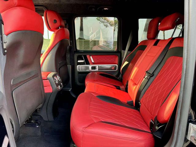 Mercedes-Benz G-Class 2017 thumb 7