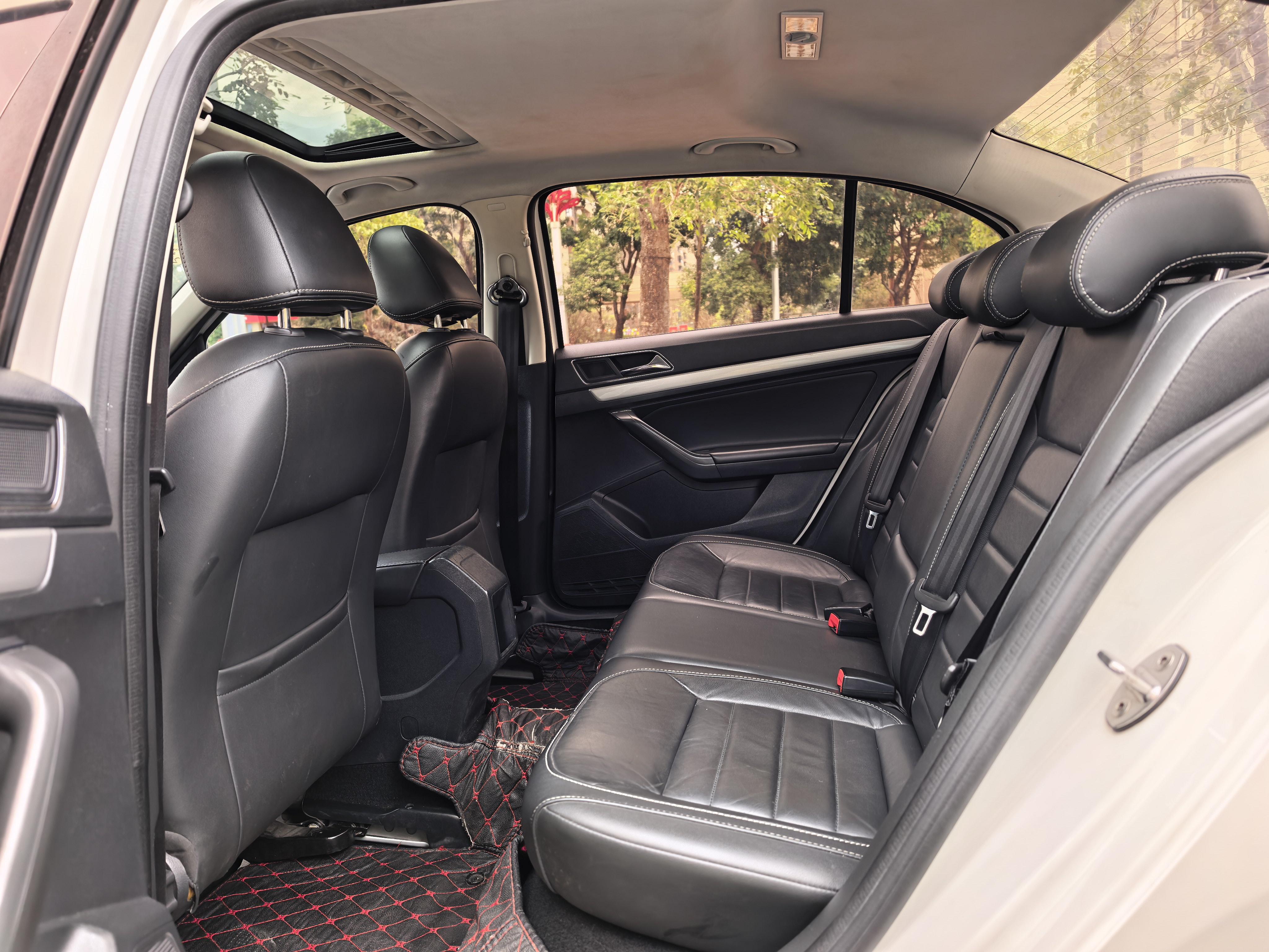 Volkswagen Lavida XR 2018 thumb 10