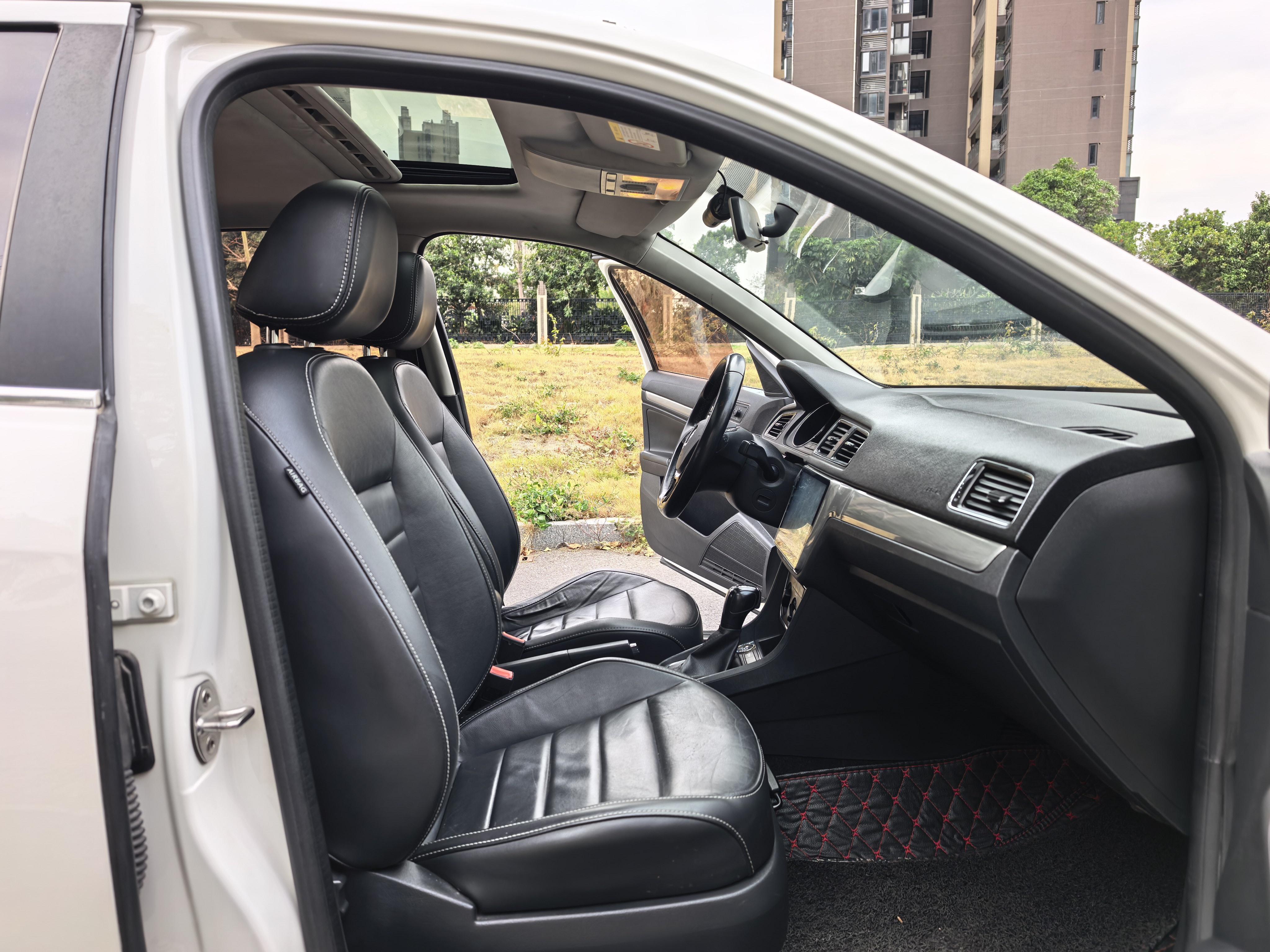 Volkswagen Lavida XR 2018 thumb 11