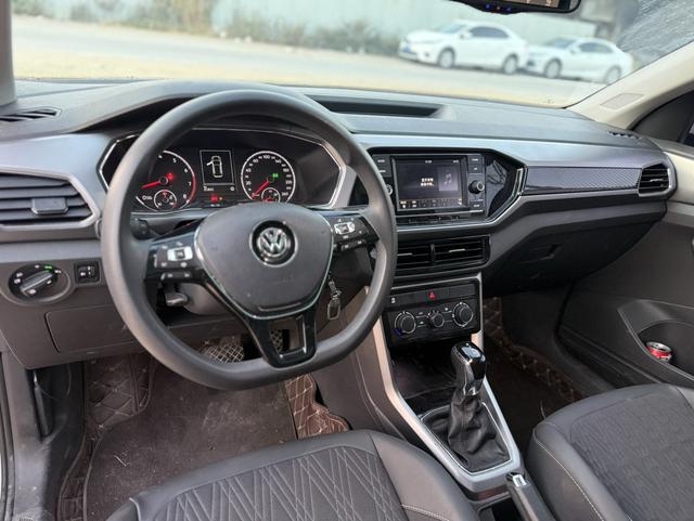 Volkswagen Taos 2019 thumb 2