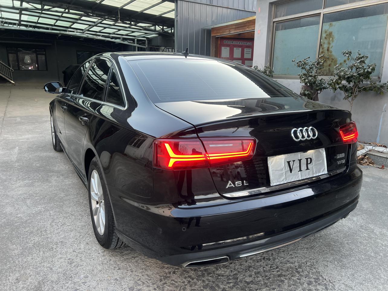 Audi A6 2018 thumb 2