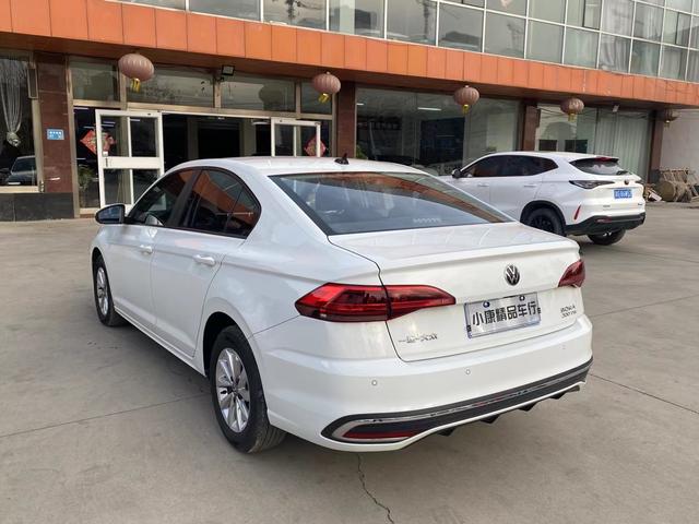 Volkswagen Bora 2024 thumb 4