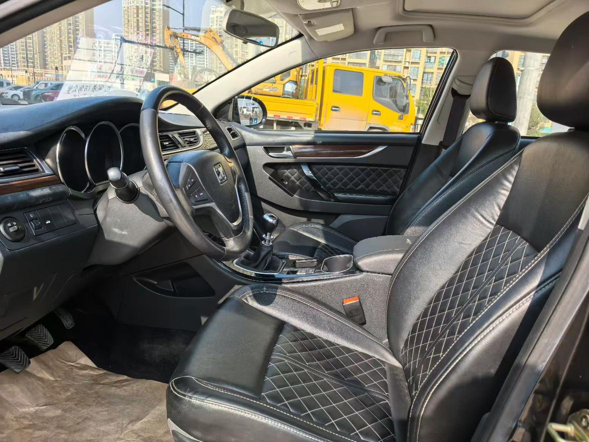 Zotye Z500 2016 thumb 6