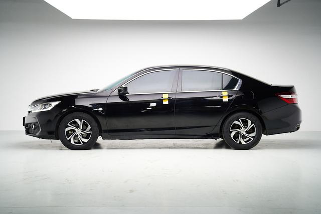 Honda Accord 2019 thumb 2