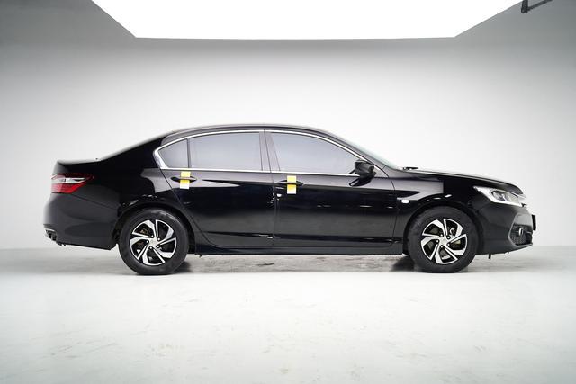 Honda Accord 2019 thumb 6