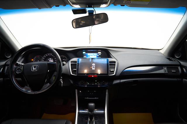 Honda Accord 2019 thumb 12