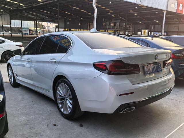 BMW 5 серии 2021 thumb 10