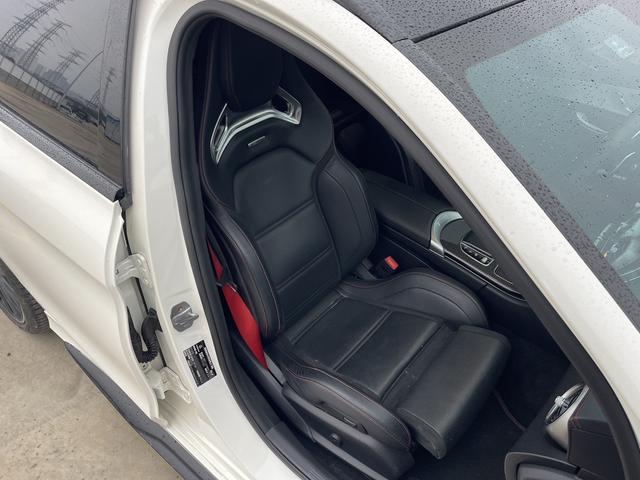 Mercedes-Benz C-Class 2019 thumb 8