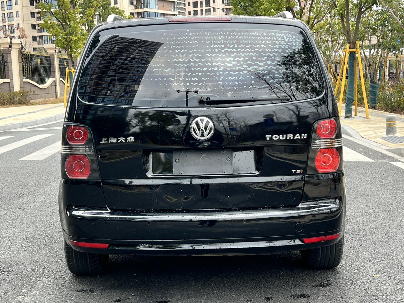 Volkswagen Touran 2015 thumb 9