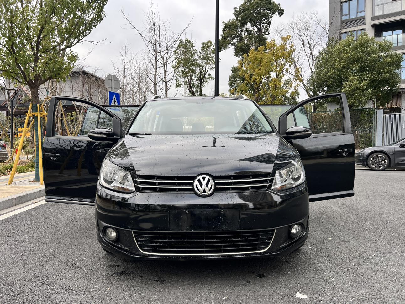 Volkswagen Touran 2015 thumb 12