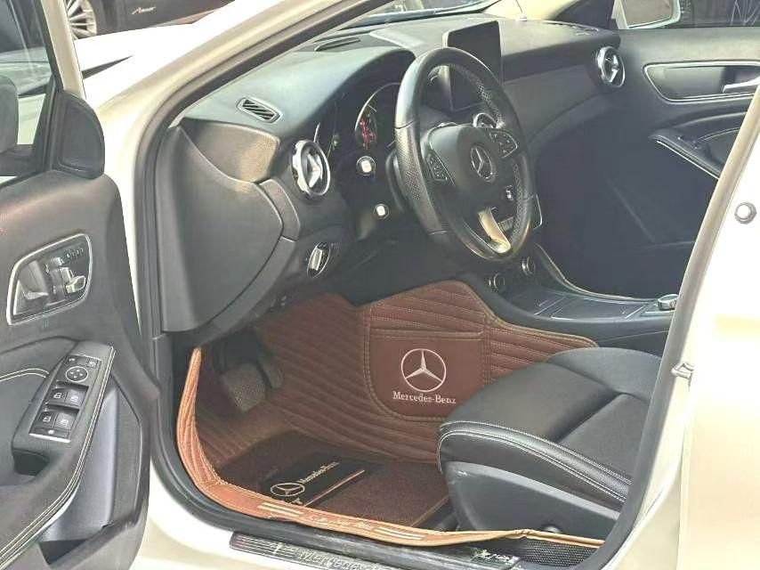 Mercedes-Benz GLA 2019 thumb 6