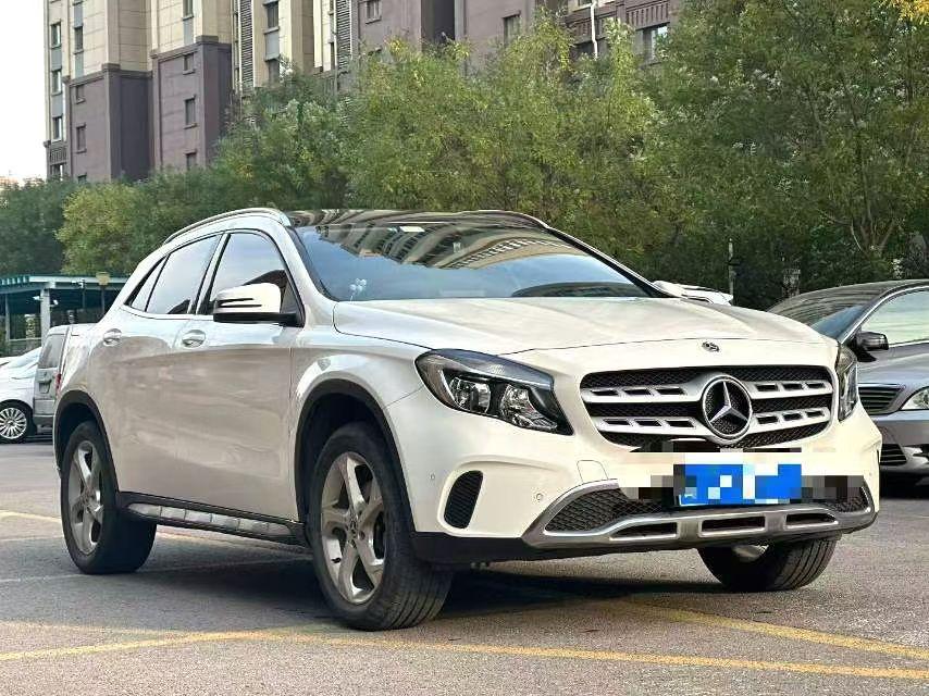 Mercedes-Benz GLA 2019 thumb 10