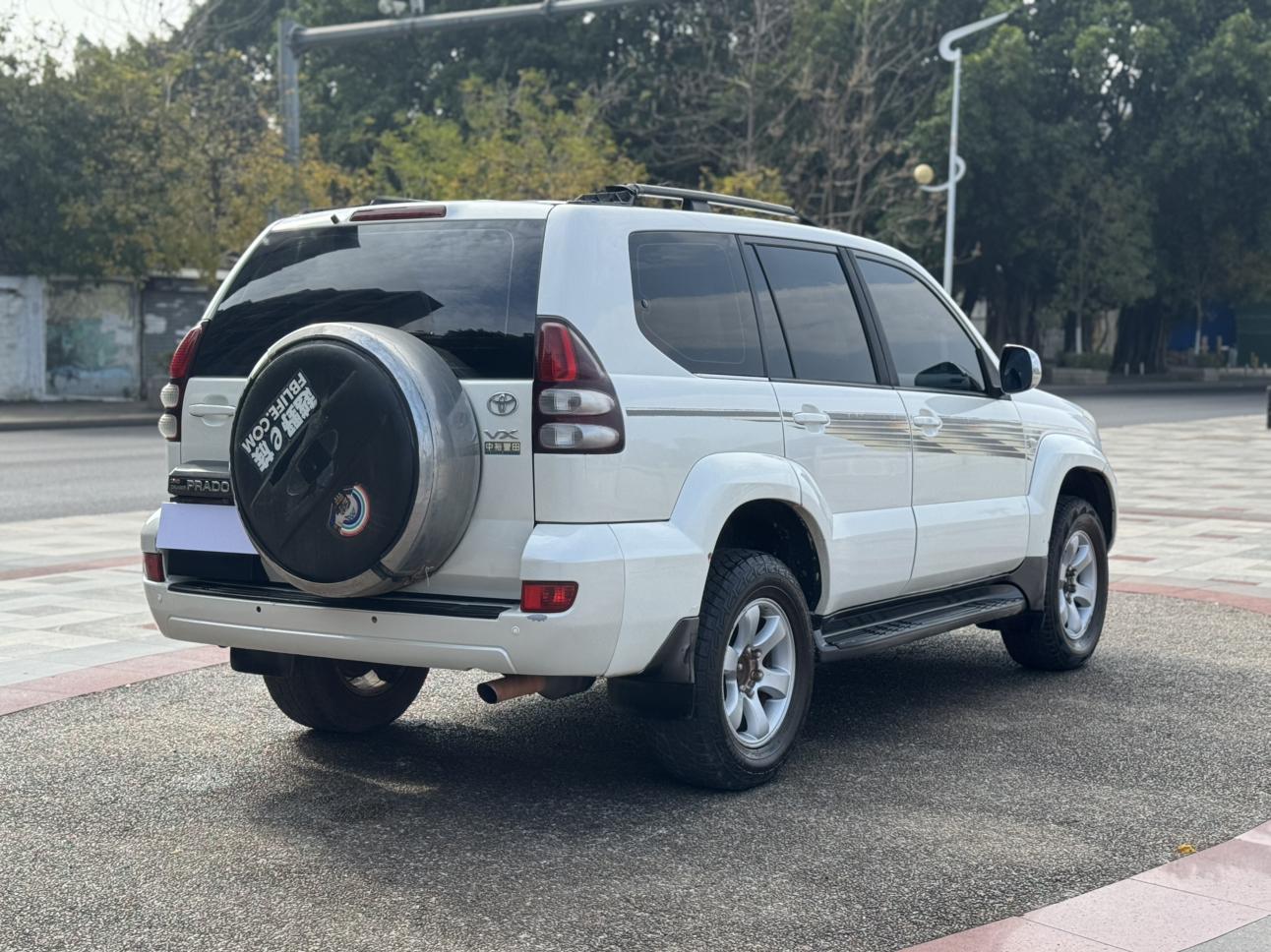 Toyota Land Cruiser Prado 2004 thumb 4