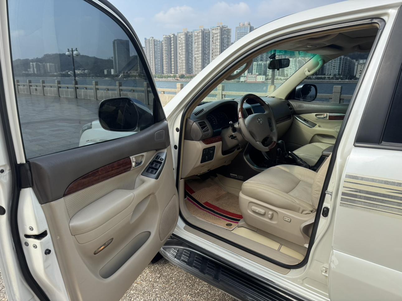 Toyota Land Cruiser Prado 2004 thumb 6