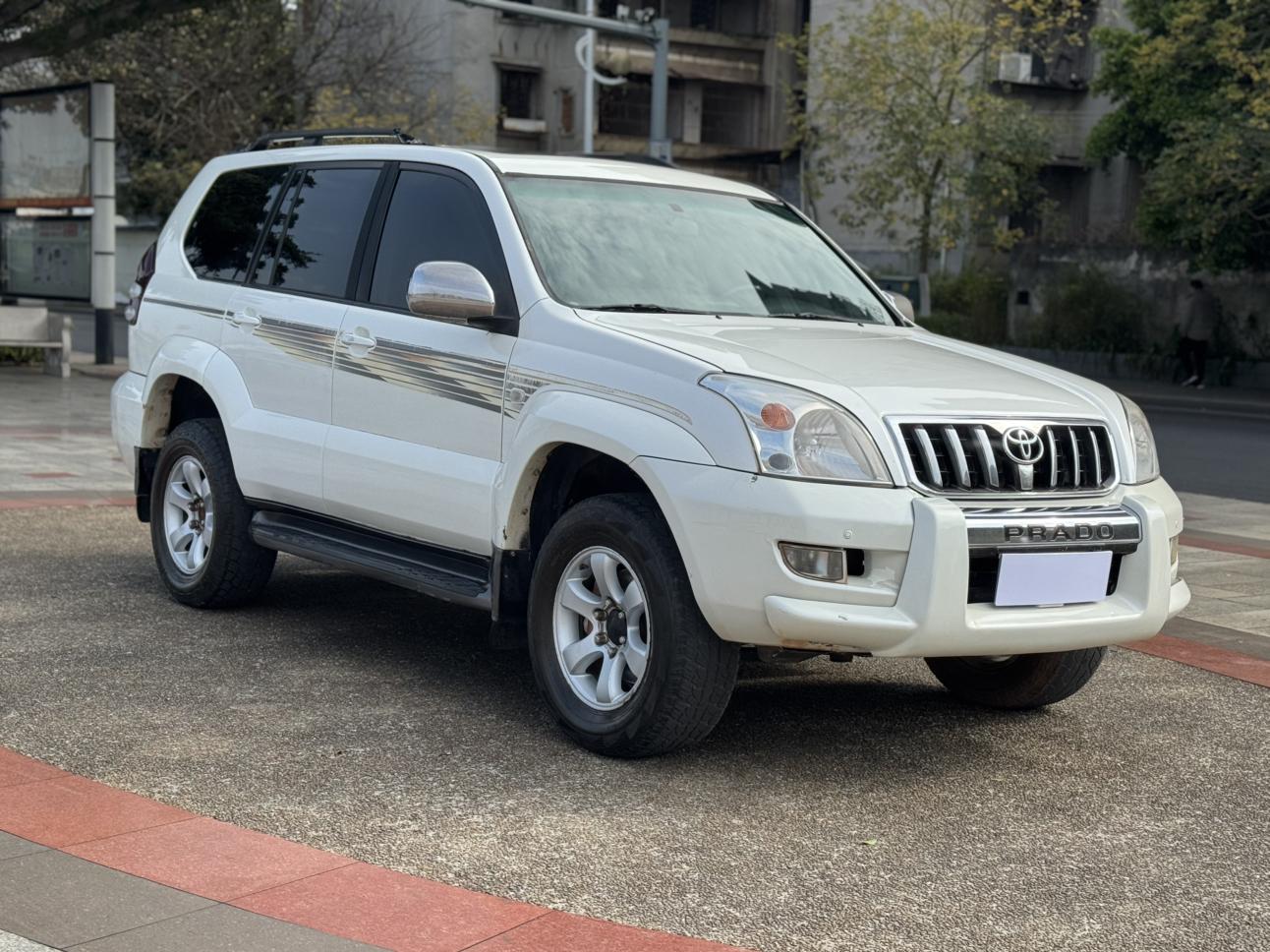 Toyota Land Cruiser Prado 2004 thumb 10