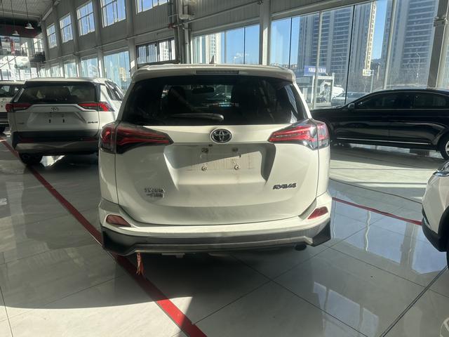Toyota RAV4 2019 thumb 5