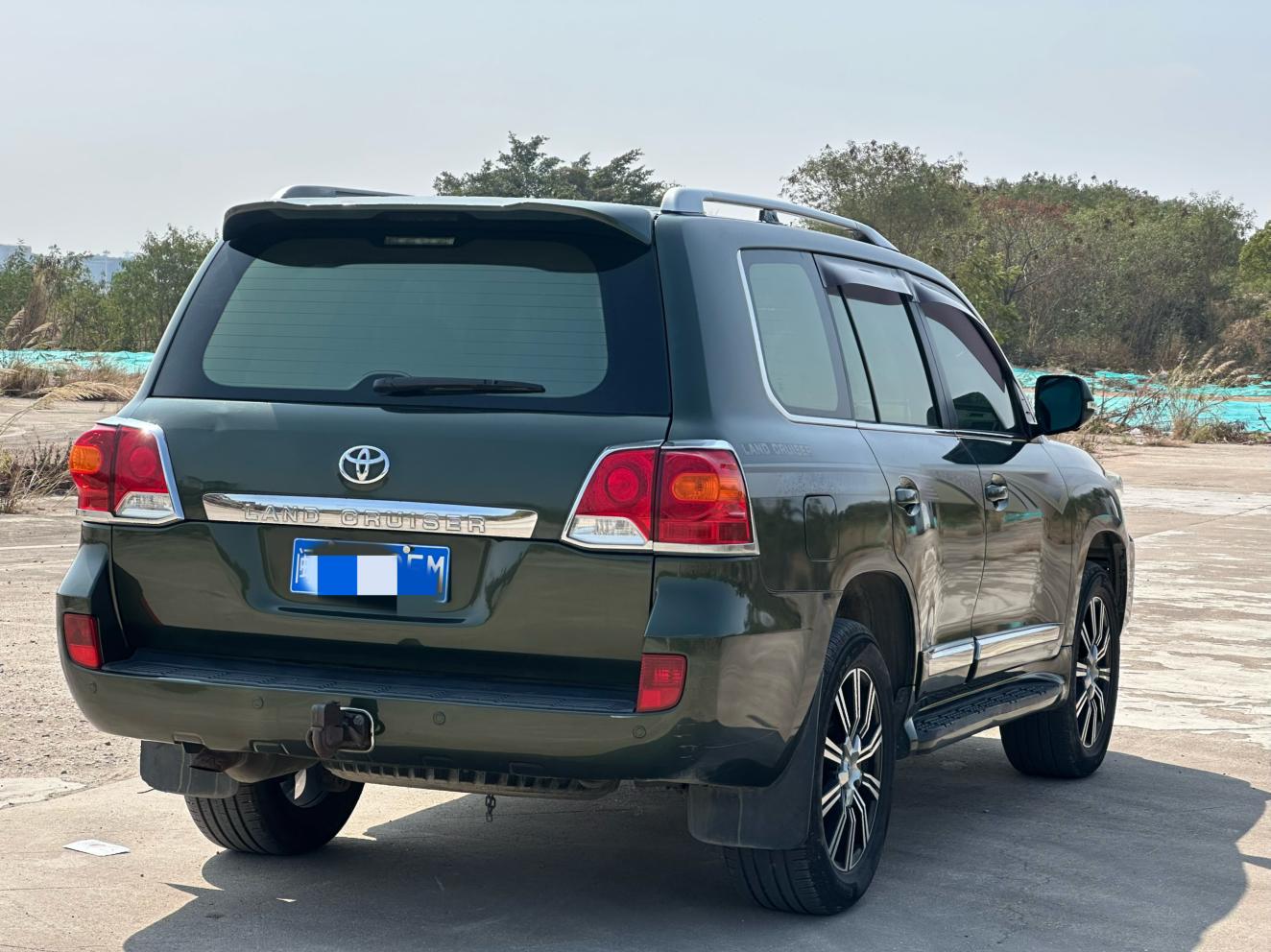 Toyota Land Cruiser 2015 thumb 4
