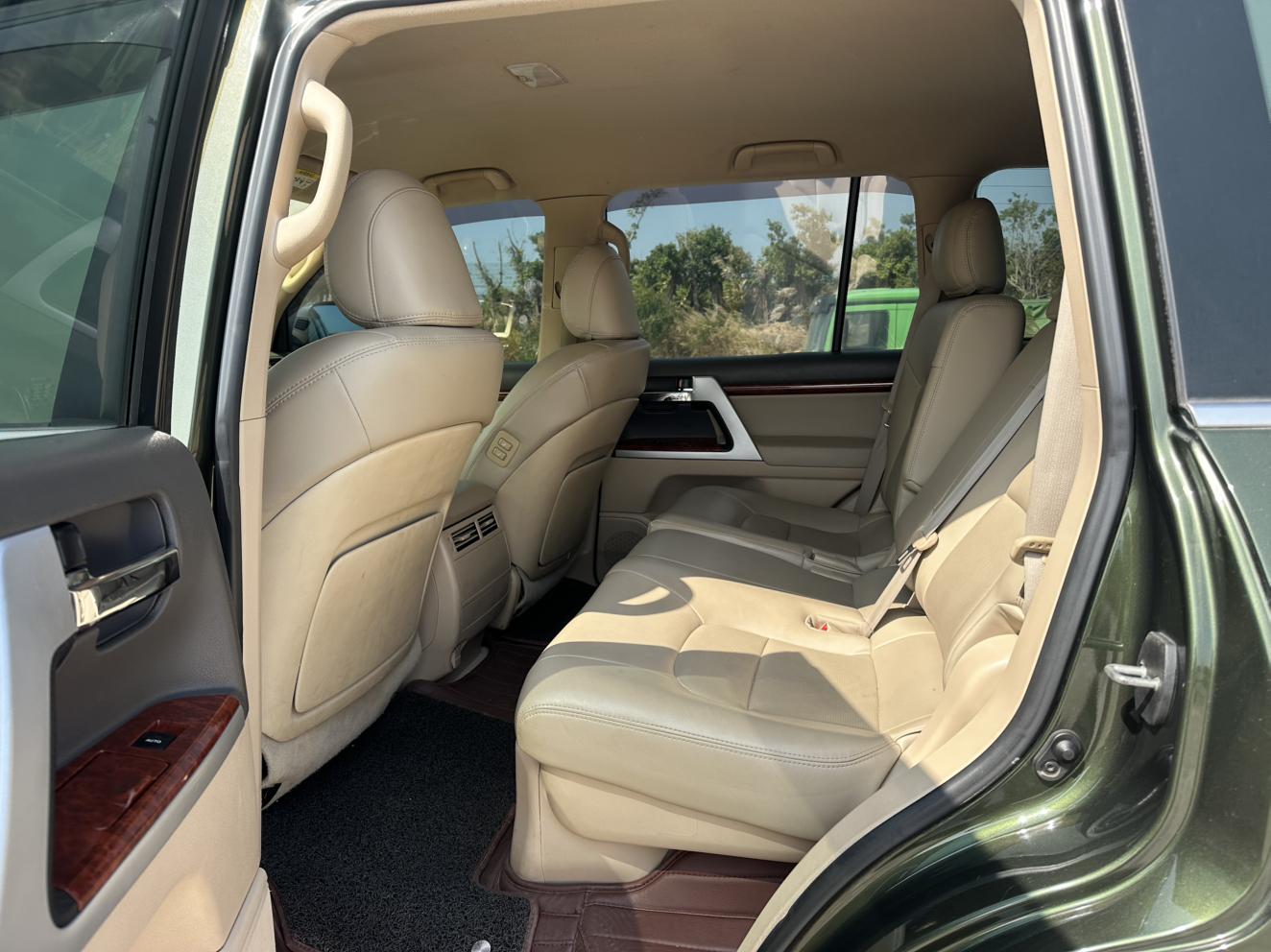 Toyota Land Cruiser 2015 thumb 7