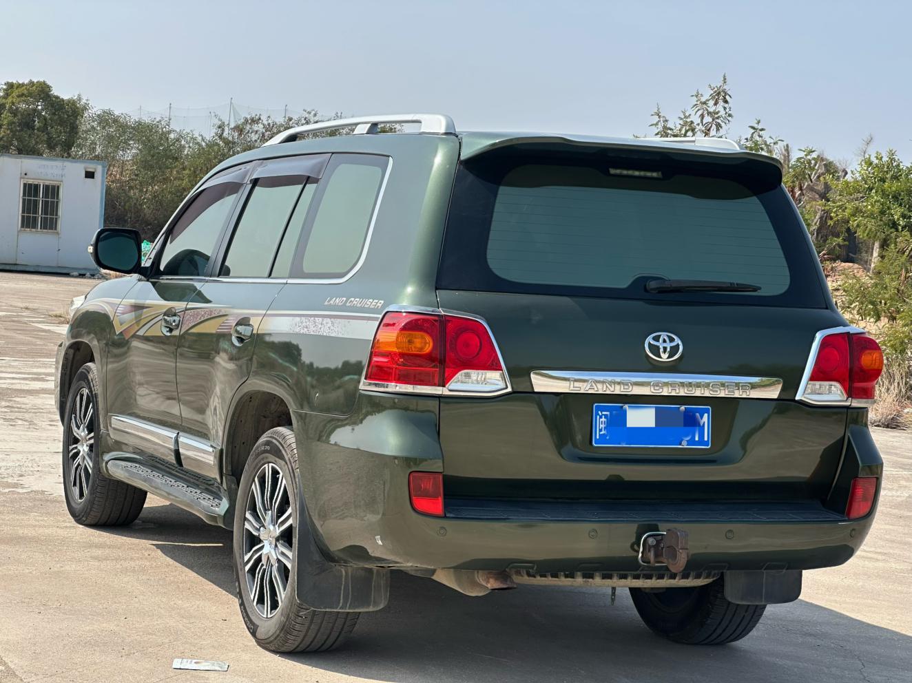 Toyota Land Cruiser 2015 thumb 11
