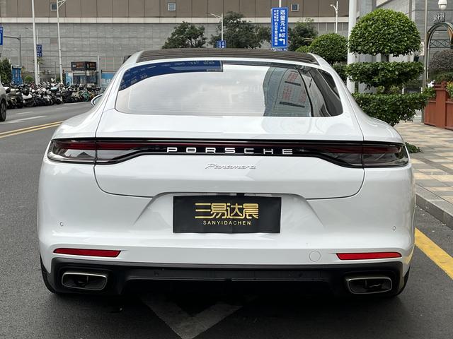 Porsche Panamera 2023 thumb 2
