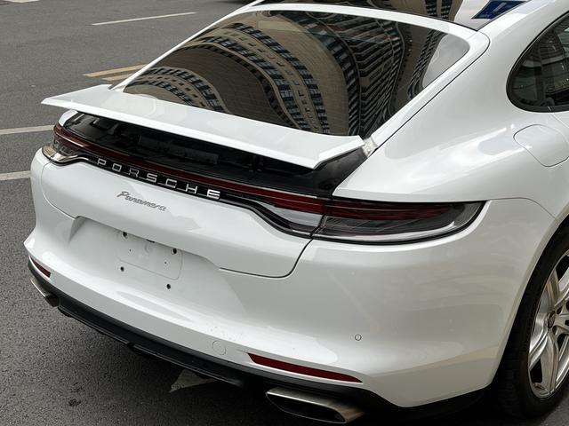 Porsche Panamera 2023 thumb 4