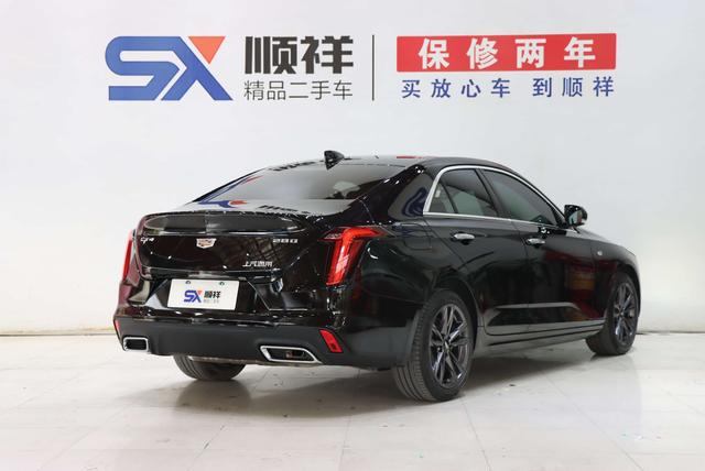 Cadillac CT4 2022 thumb 2