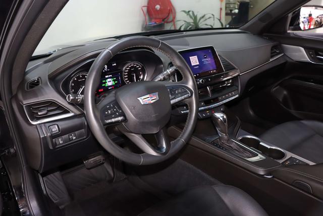 Cadillac CT4 2022 thumb 6