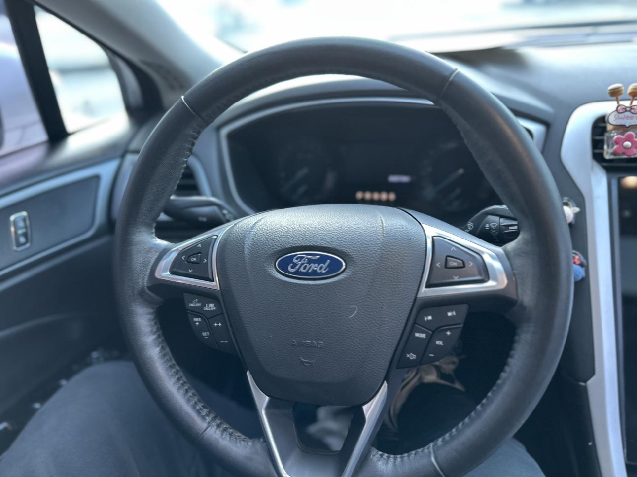 Ford Mondeo 2016 thumb 11
