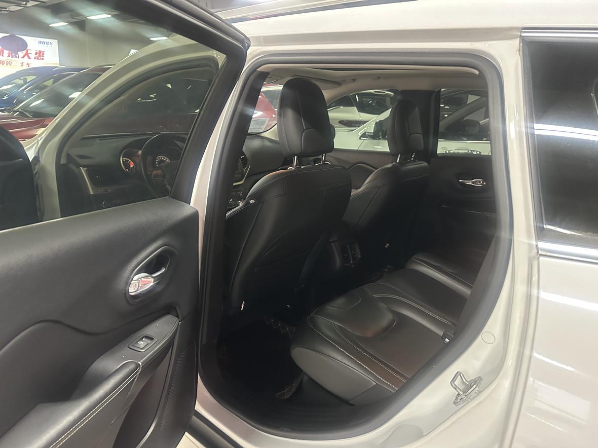 Jeep Renegade 2019 thumb 11