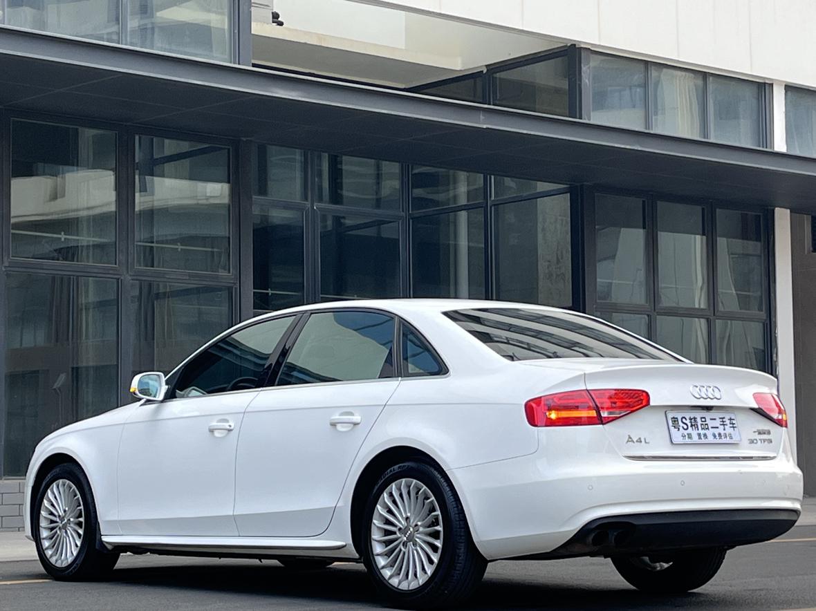 Audi A4 2013 thumb 3