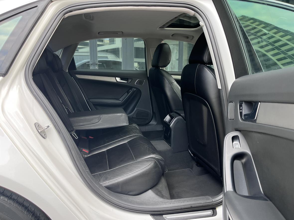 Audi A4 2013 thumb 12